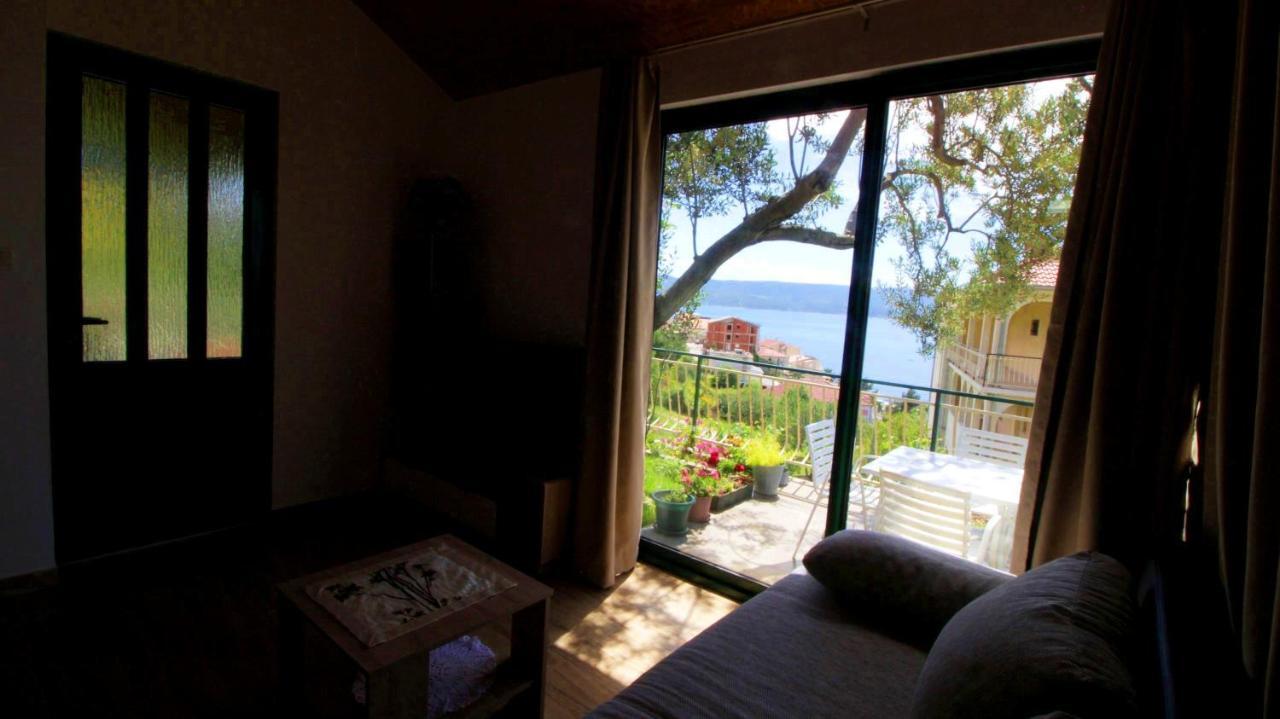 Holiday Home Jozo Omiš Buitenkant foto